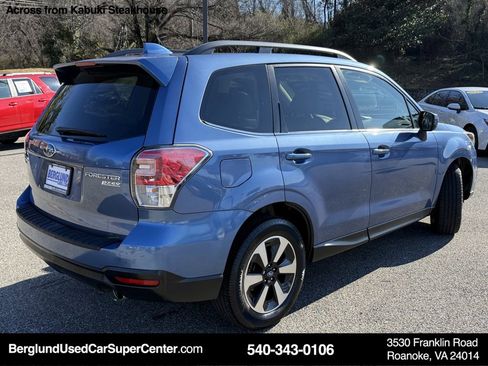 Used 2017 Subaru Forester 2.5i Limited w/ Popular Package #2 image 4