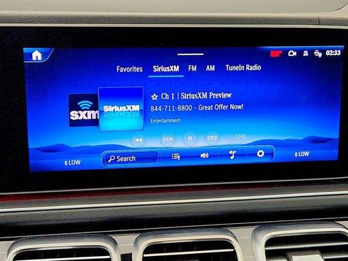 Used 2024 Mercedes-Benz GLS 580 4MATIC w/ E-Active Body Control Package image 17