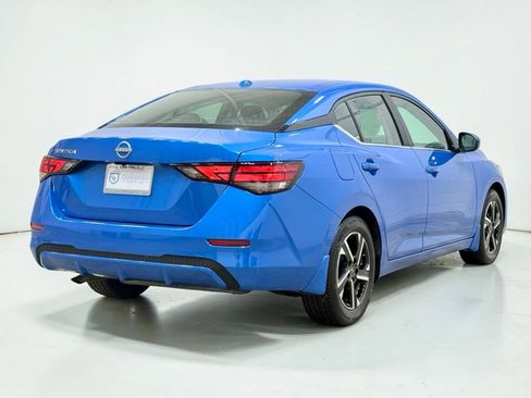 Used 2025 Nissan Sentra SV FWD image 15