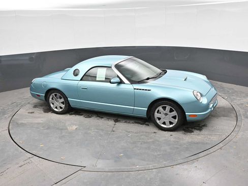 Used 2002 Ford Thunderbird RWD image 19