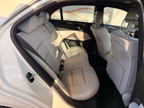 Used 2012 Mercedes-Benz E 350 4MATIC Sedan image 22