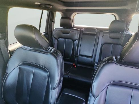 Used 2024 Jeep Grand Cherokee Limited AWD/4WD image 21