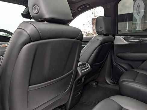 Certified 2024 Cadillac XT6 Sport w/ LPO, Onyx Lite Package AWD/4WD image 29