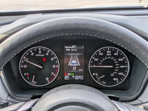Used 2025 Subaru Outback Limited w/ Popular Package #2 AWD/4WD image 11