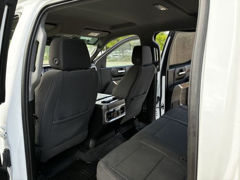 Used 2020 GMC Sierra 1500 Elevation w/ Elevation Value Package AWD/4WD image 23
