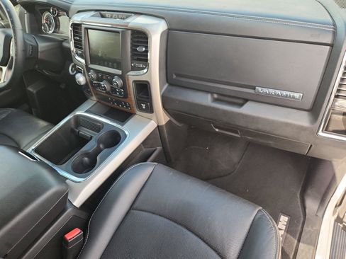 Used 2015 RAM 1500 Laramie w/ Convenience Group AWD/4WD image 29