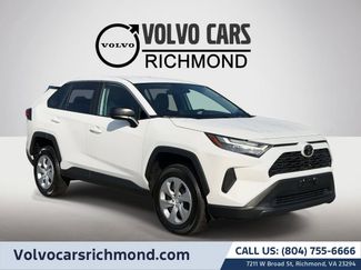 Used 2025 Toyota RAV4 LE video 1