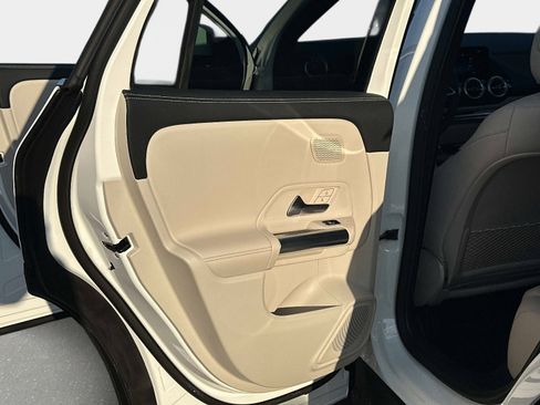 Used 2026 Mercedes-Benz GLA 250 image 12