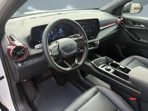 Used 2025 Chevrolet Equinox RS w/ Safety and Technology Package FWD image 7
