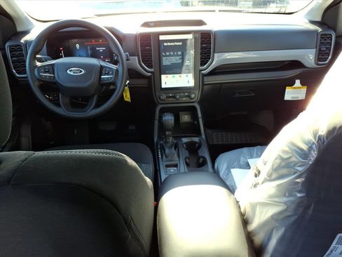 New 2025 Ford Ranger XL image 9