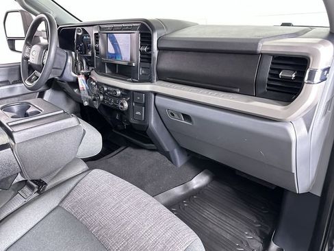 Used 2024 Ford F350 XLT image 30