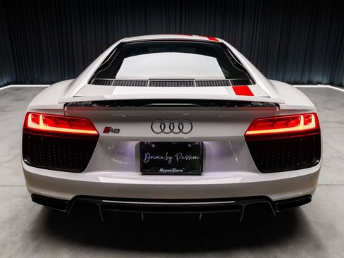 Used 2018 Audi R8 V10 w/ 20" Wheel Package RWD image 14