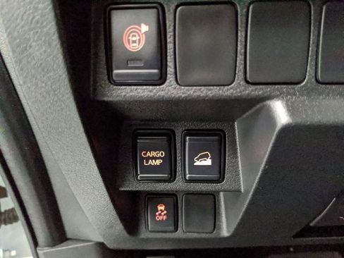 Used 2025 Nissan Frontier S image 16