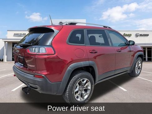 Used 2019 Jeep Cherokee Trailhawk AWD/4WD image 3