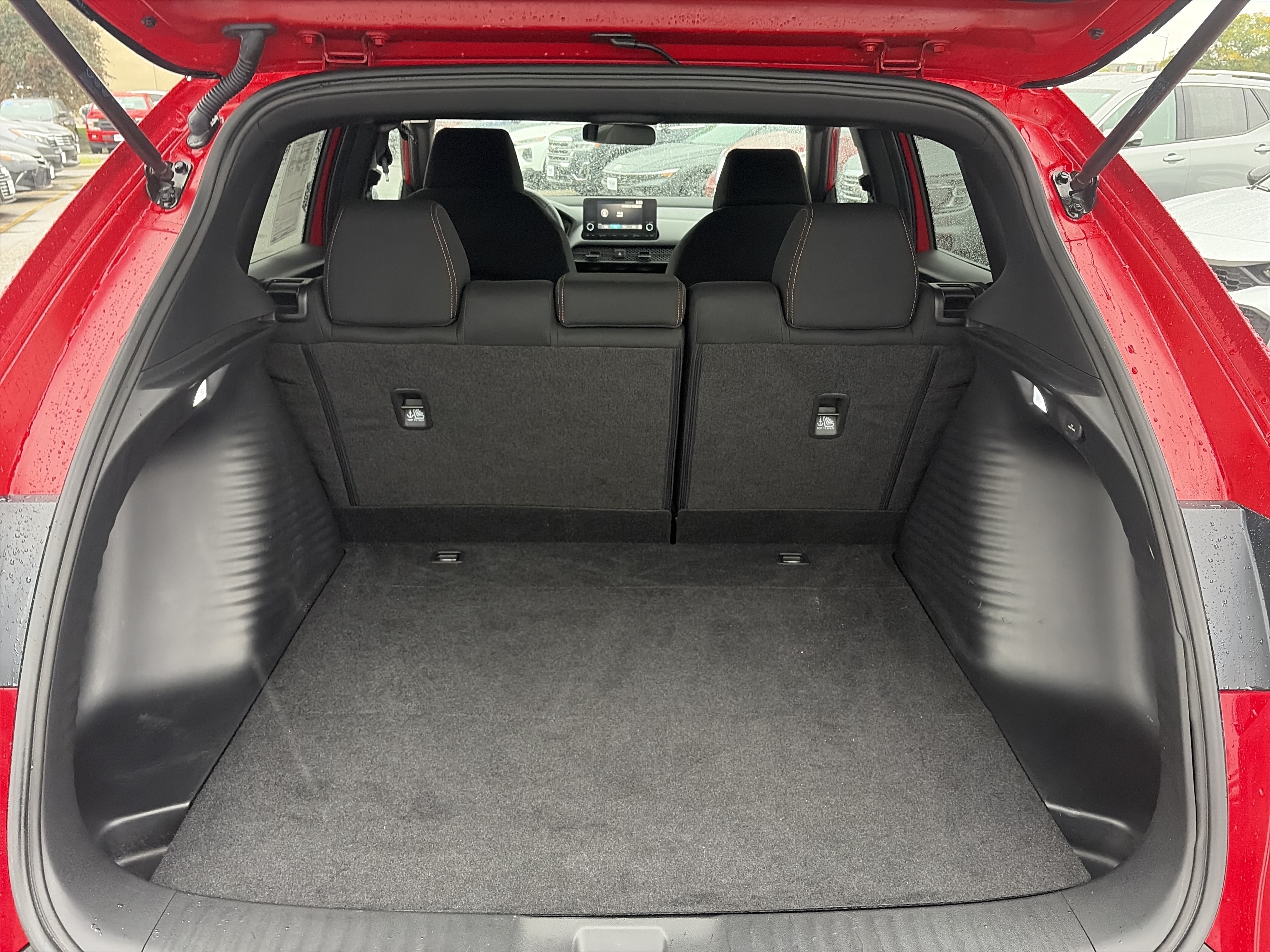 Used 2024 Honda HR-V Sport image 12