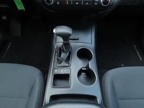 Used 2019 Kia Sorento LX image 23