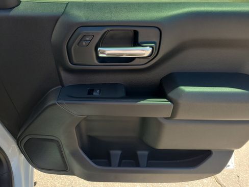 Used 2026 Chevrolet Silverado 1500 Custom w/ LPO, Dark Essentials Package AWD/4WD image 31