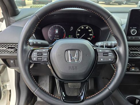 Used 2025 Honda HR-V Sport image 26
