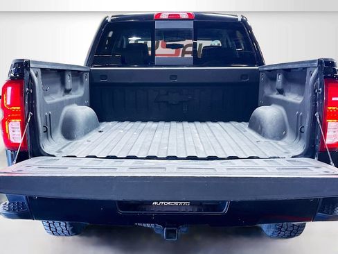 Used 2018 Chevrolet Silverado 1500 LTZ Z71 w/ LTZ Plus Package AWD/4WD image 26
