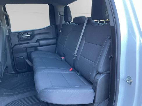 Used 2025 Chevrolet Silverado 1500 Custom Trail Boss AWD/4WD image 13