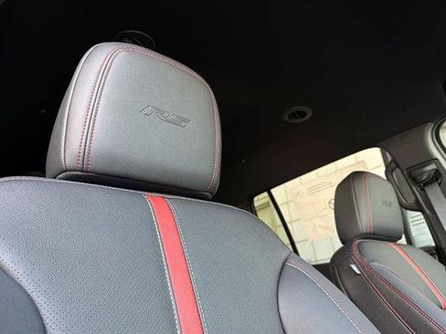 New 2026 Chevrolet Traverse RS w/ LPO, Floor Liner Package AWD/4WD image 19