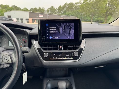 Used 2023 Toyota Corolla LE FWD image 21
