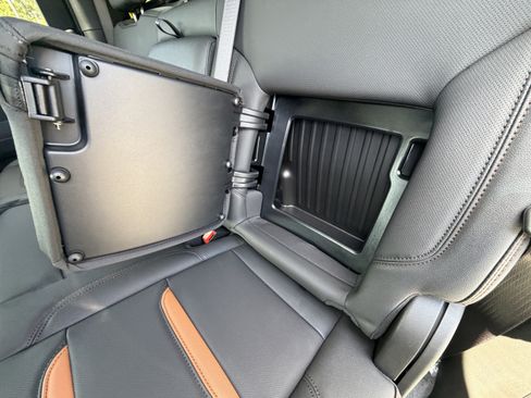 New 2026 GMC Sierra 1500 AT4 w/ Technology Package image 24