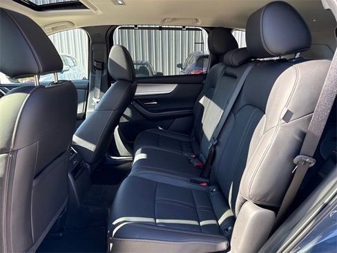 Certified 2025 MAZDA CX-70 3.3 Turbo w/ Premium Package image 11