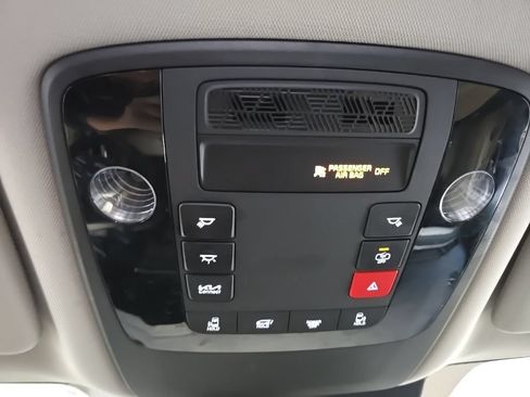 Certified 2025 Kia Carnival EX FWD image 22