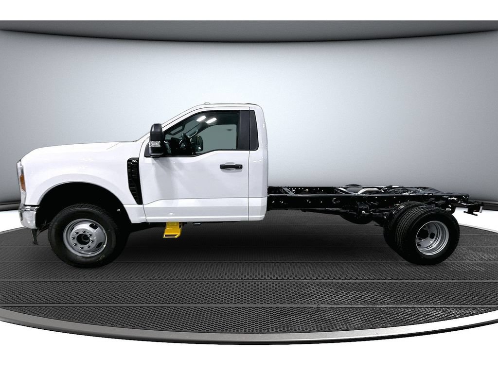 New 2027 Ford F350 XL w/ XL Chrome Package AWD/4WD image 19