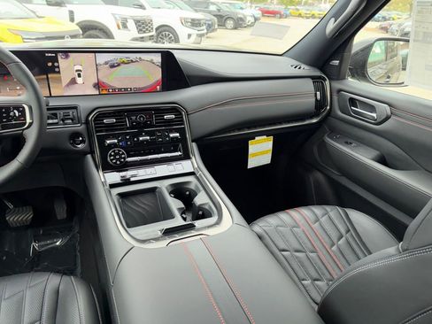 New 2026 Nissan Armada PRO-4X AWD/4WD image 18