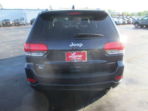 Used 2018 Jeep Grand Cherokee Laredo image 7