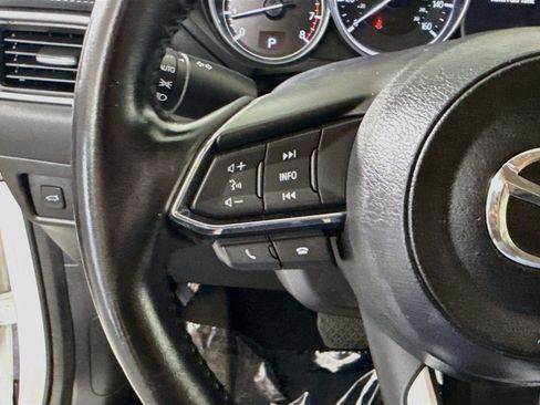 Used 2018 MAZDA CX-5 Touring w/ Preferred Equipment Package FWD image 14