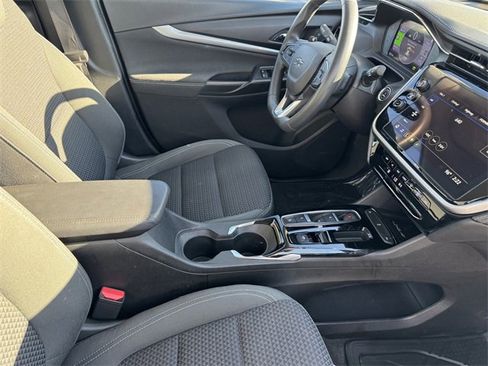 Certified 2023 Chevrolet Bolt EUV LT image 6