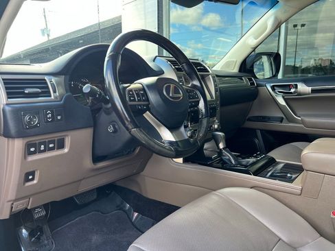 Used 2020 Lexus GX 460 Premium image 40