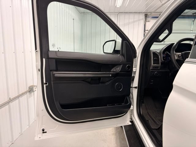Used 2021 Ford Expedition Max XLT AWD/4WD image 15