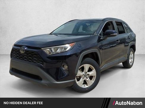 Certified 2019 Toyota RAV4 XLE w/ Convenience Package FWD image 1