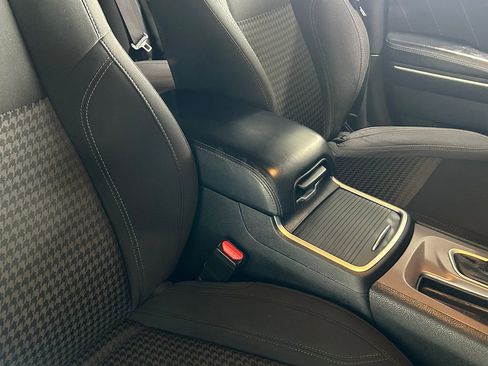 Used 2023 Dodge Charger SXT image 32