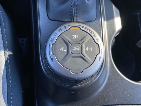 Used 2022 Ford Bronco Outer Banks image 27