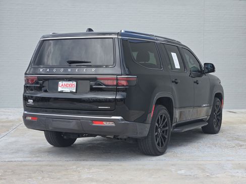 Used 2022 Jeep Wagoneer Series I w/ Convenience Group I AWD/4WD image 8