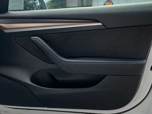 Used 2022 Tesla Model 3 Long Range AWD/4WD image 19