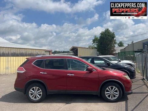 Used 2016 Nissan Rogue SV w/ SV Premium Package AWD/4WD image 2