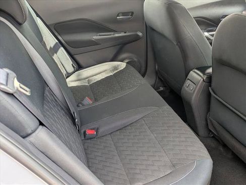 Used 2022 Nissan Kicks SV FWD image 18