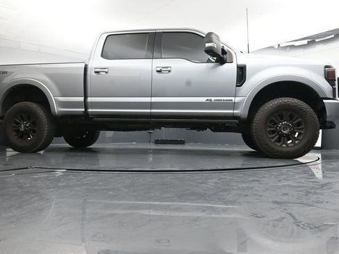 Used 2022 Ford F250 Lariat w/ Tremor Off-Road Package image 24