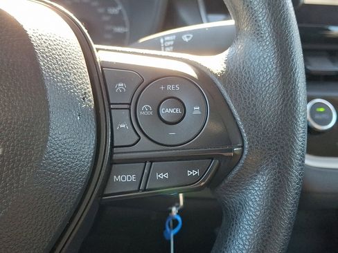 Used 2024 Toyota Corolla LE image 23