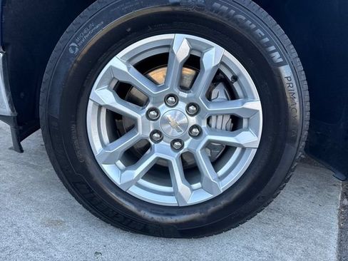 Certified 2023 Chevrolet Silverado 1500 LT AWD/4WD image 25