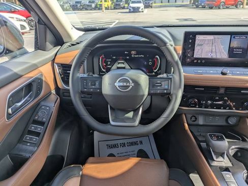 Certified 2026 Nissan Rogue Platinum w/ Platinum Premium Package AWD/4WD image 16