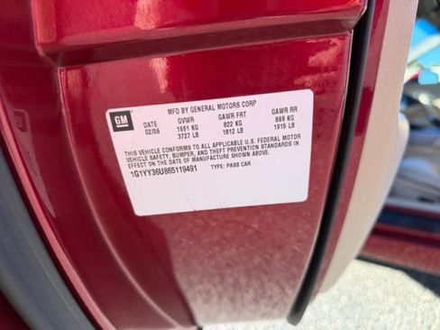 Used 2006 Chevrolet Corvette Convertible w/ Preferred Equipment Group RWD image 20