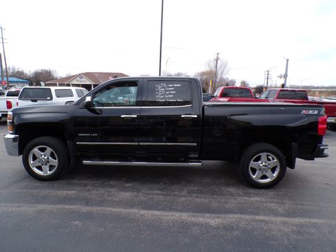 Used 2015 Chevrolet Silverado 2500 LTZ image 3
