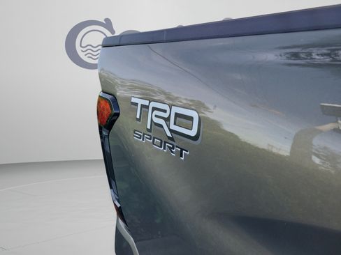 Used 2025 Toyota Tacoma TRD Sport RWD image 19
